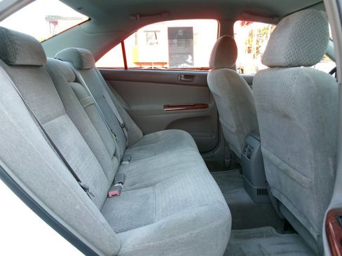 Used 2002 Toyota Camry XLE image 20