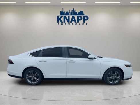 Used 2024 Honda Accord EX image 6