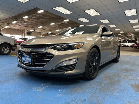 Certified 2025 Chevrolet Malibu LT image 10