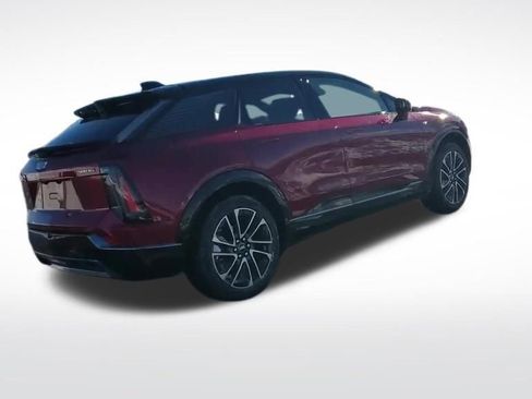 New 2026 Cadillac Optiq Sport 1 w/ LPO, Floor Liner Package image 7