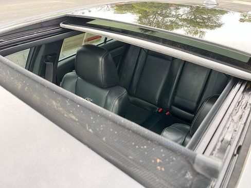 Used 2022 Chrysler 300 S w/ Comfort Group RWD image 23