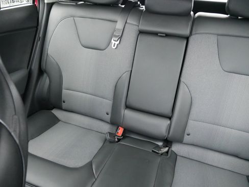 Certified 2023 Kia Niro EX w/ EX Cold Weather Package image 12