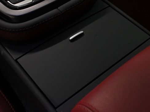 Used 2024 Jaguar F-TYPE R AWD/4WD image 29