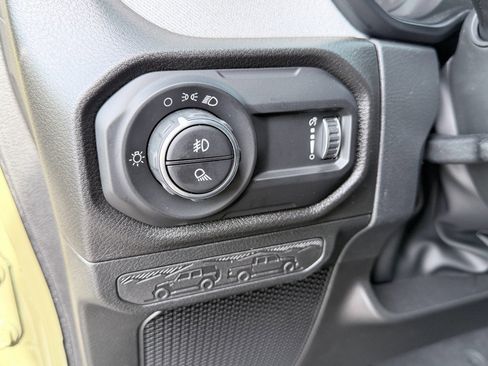 New 2026 Jeep Gladiator Sport image 12