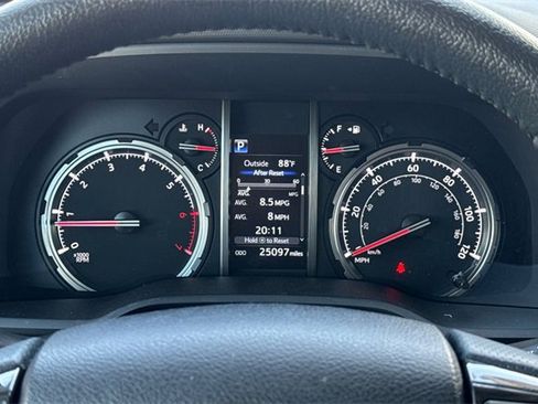 Used 2023 Toyota 4Runner TRD Off-Road Premium image 31