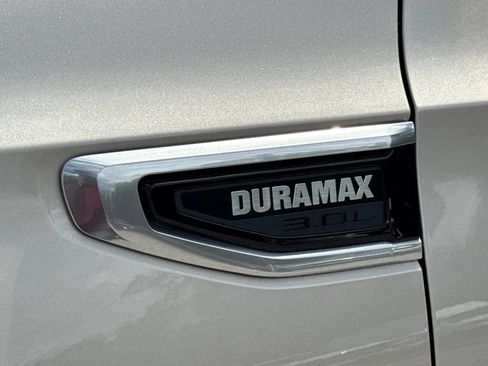 Used 2022 GMC Yukon Denali AWD/4WD image 21
