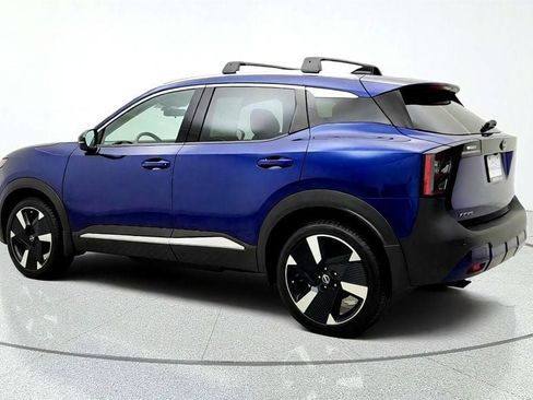 Used 2026 Nissan Kicks SR w/ SR Premium Package AWD/4WD image 6