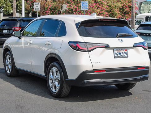 Used 2025 Honda HR-V LX image 7