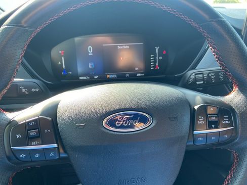 Used 2024 Ford Escape ST-Line image 15