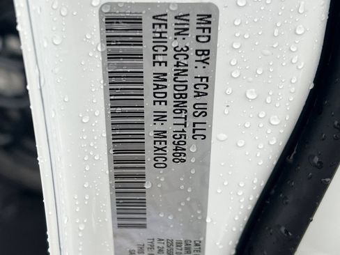 New 2026 Jeep Compass Latitude image 22