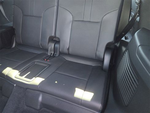 Certified 2025 Lexus LX 700h Overtrail image 31