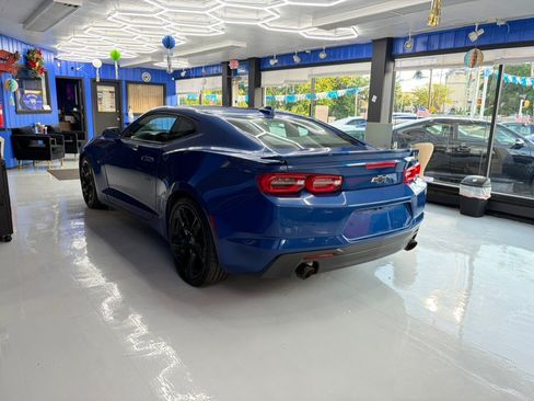 Used 2023 Chevrolet Camaro LT RWD image 6