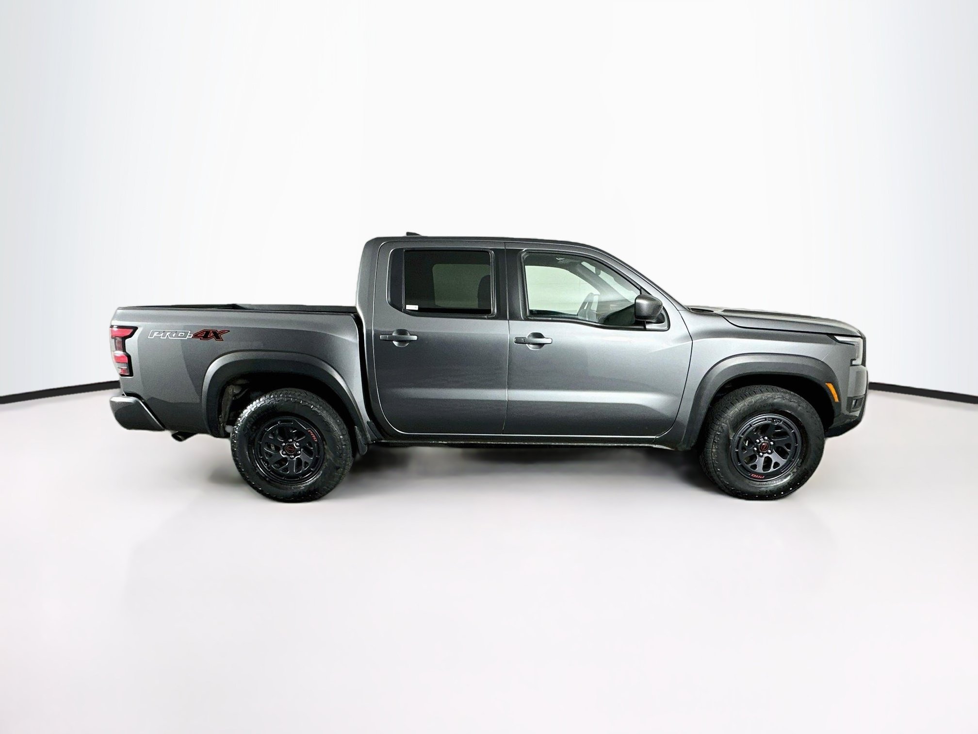 Used 2026 Nissan Frontier PRO-4X AWD/4WD image 10