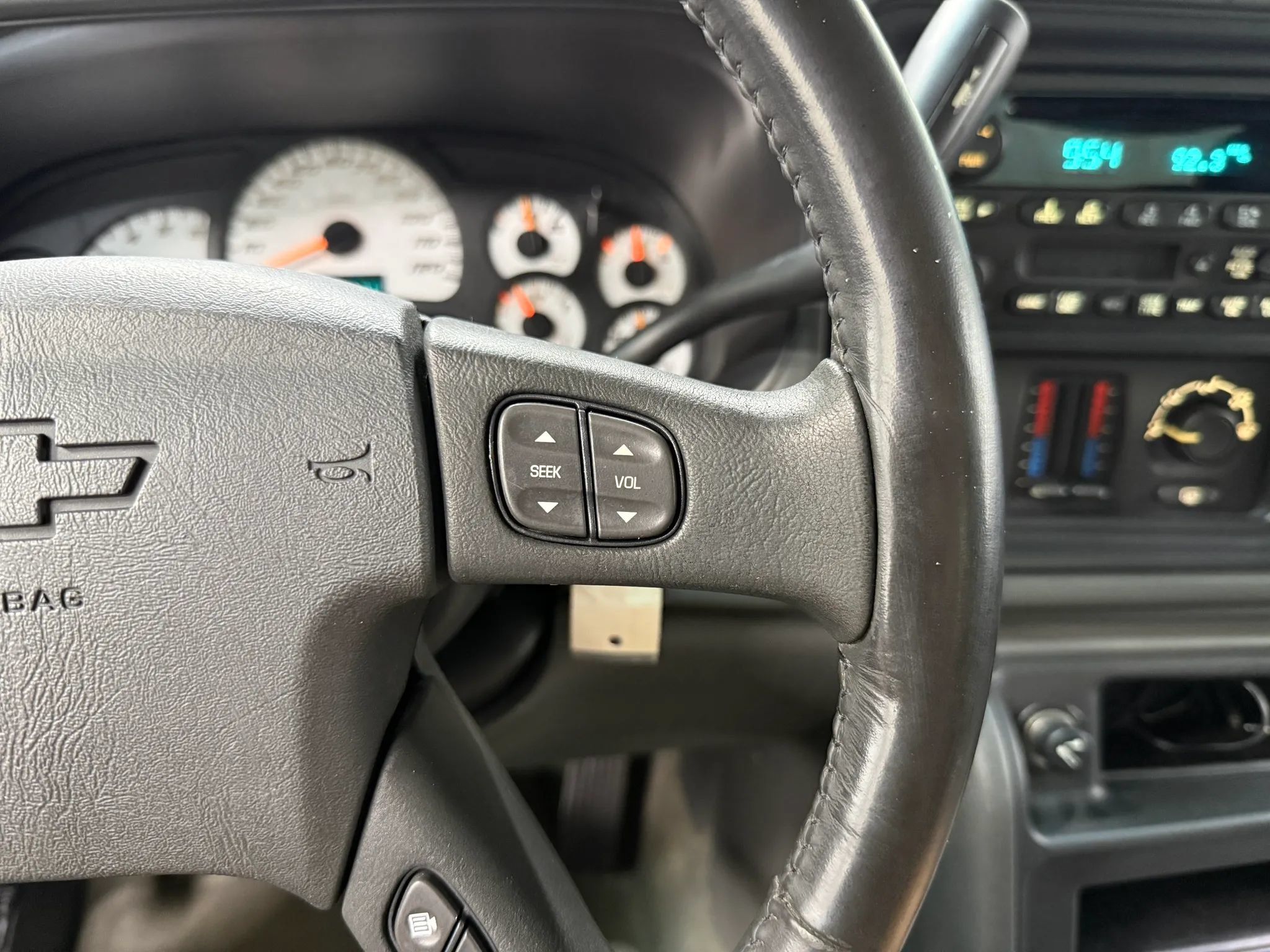 Used 2004 Chevrolet Silverado 1500 SS AWD/4WD image 28