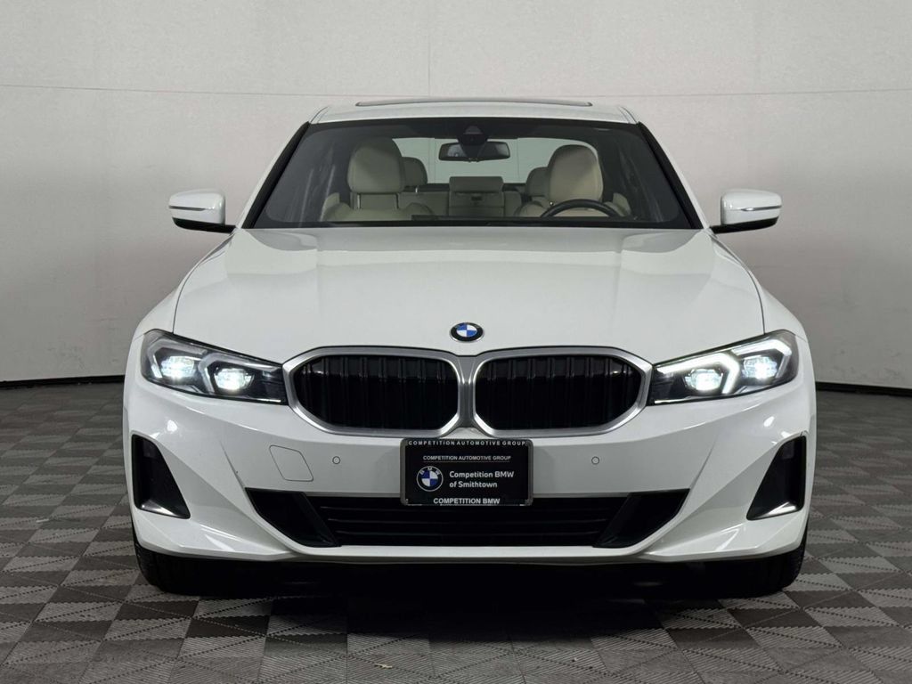 Used 2023 BMW 330i xDrive Sedan w/ Driving Assistance Package AWD/4WD image 6