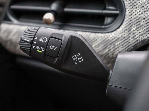 New 2026 MINI Cooper 2-Door Hardtop image 23