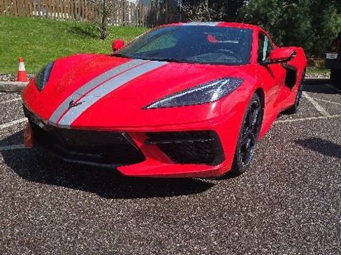 Used 2023 Chevrolet Corvette Stingray Preferred Conv w/ Battery Protection Package RWD image 2