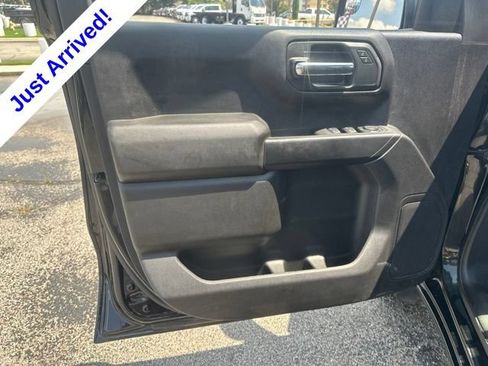 Used 2024 Chevrolet Silverado 1500 Custom AWD/4WD image 11