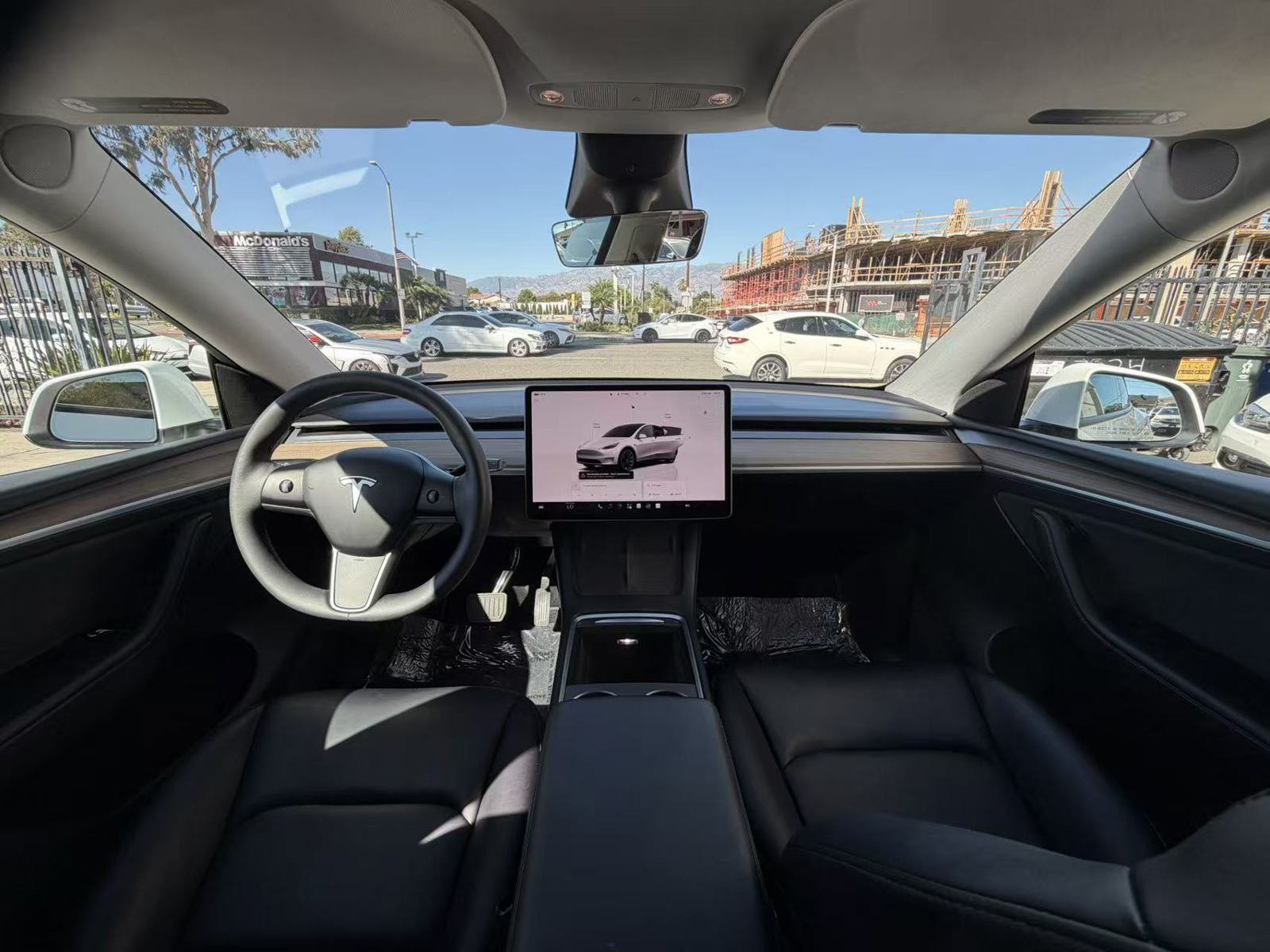 Used 2023 Tesla Model Y Long Range AWD/4WD image 7