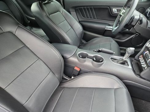 Used 2020 Ford Mustang Premium RWD image 19
