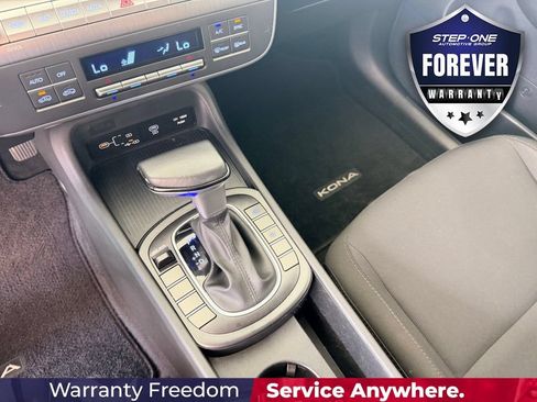 Used 2024 Hyundai Kona SEL FWD image 27