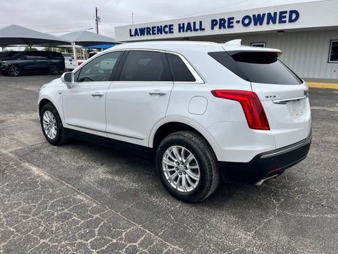 Used 2018 Cadillac XT5 FWD image 6
