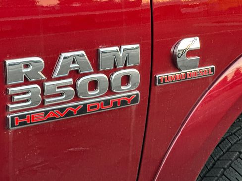 Used 2018 RAM 3500 Laramie image 27