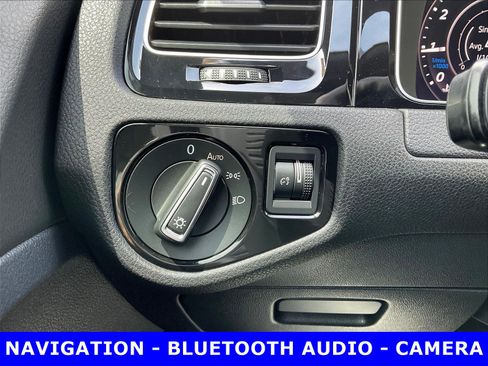 Used 2019 Volkswagen Golf R 4-Door AWD/4WD image 15