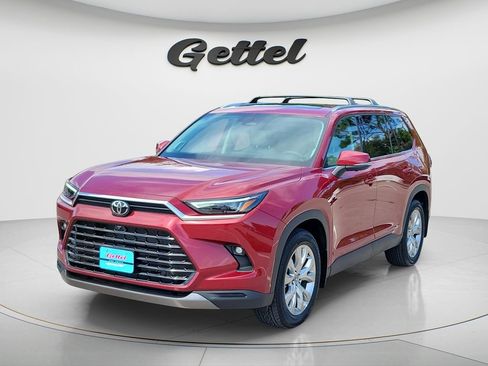 Certified 2026 Toyota Grand Highlander AWD image 1