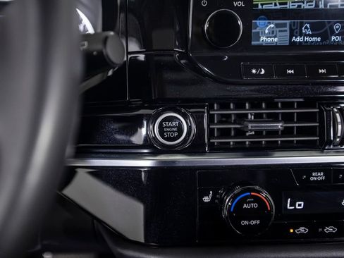 Used 2023 Nissan Pathfinder SL w/ SL Premium Package FWD image 36
