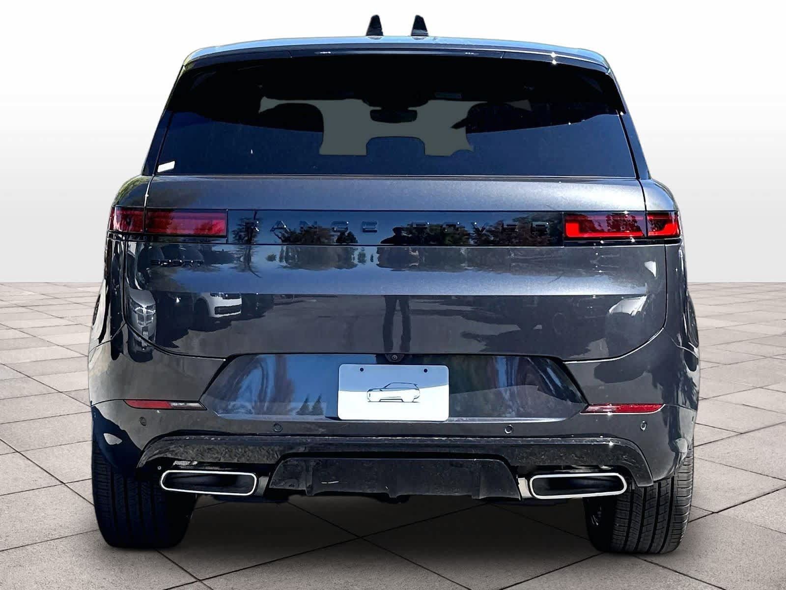 New 2026 Land Rover Range Rover Sport Dynamic SE AWD/4WD image 6