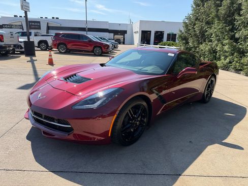 Used 2017 Chevrolet Corvette Stingray Coupe w/ 2LT Preferred Equipment Group RWD image 6