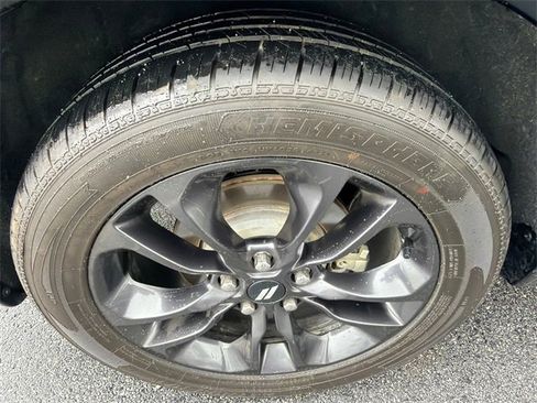 Used 2025 Dodge Durango GT w/ Blacktop Package image 17