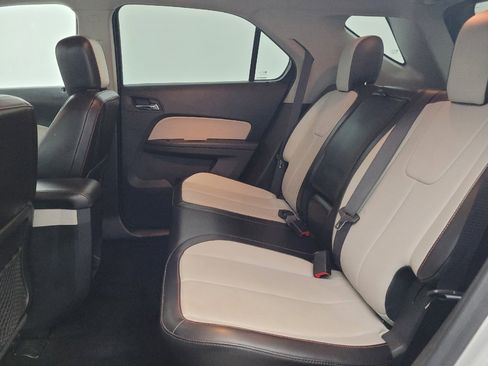 Used 2017 Chevrolet Equinox Premier w/ Enhanced Convenience Package FWD image 18