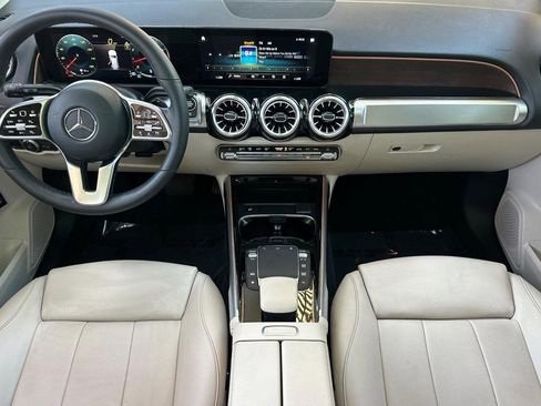 Certified 2023 Mercedes-Benz GLB 250 image 17