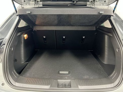 Certified 2025 Chevrolet Trax LT image 23