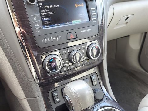 Used 2017 Buick Enclave Leather image 28