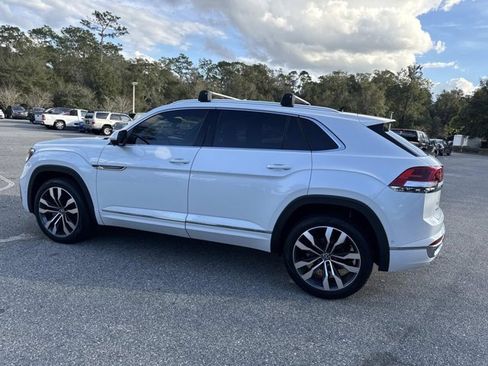 Used 2023 Volkswagen Atlas Cross Sport SEL Premium R-Line image 4