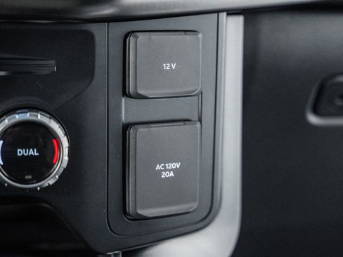 Used 2023 Ford F150 Platinum w/ Max Trailer Tow Package image 33