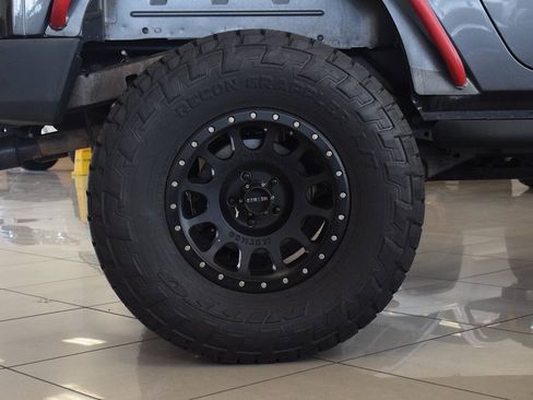 Used 2014 Jeep Wrangler Sport w/ Quick Order Package 24S AWD/4WD image 38