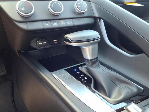 New 2026 Hyundai Elantra SE FWD image 9