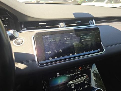 Used 2020 Land Rover Range Rover Evoque SE AWD/4WD image 16