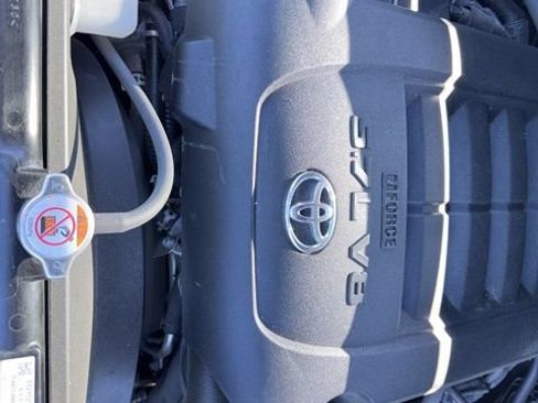 Used 2021 Toyota Tundra Limited w/ Limited Premium Package image 37
