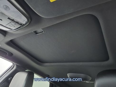 Used 2024 Dodge Durango GT RWD image 12