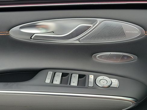 Certified 2026 Genesis GV70 3.5T Sport Advanced AWD/4WD image 13