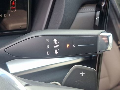 New 2026 GMC Terrain Elevation w/ Elevation Premium Package AWD/4WD image 7