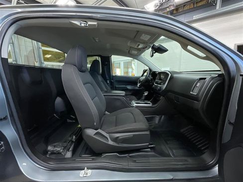 Used 2022 Chevrolet Colorado LT w/ Fleet Safety Package image 21