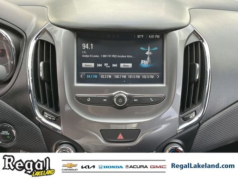 Used 2016 Chevrolet Cruze LT w/ Convenience Package image 19