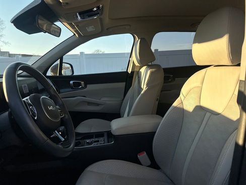 Used 2025 Kia Sorento S w/ Panoramic Sunroof Package image 58