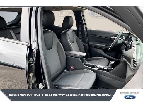 Used 2022 Buick Encore GX Select w/ Advanced Technology Package FWD image 6